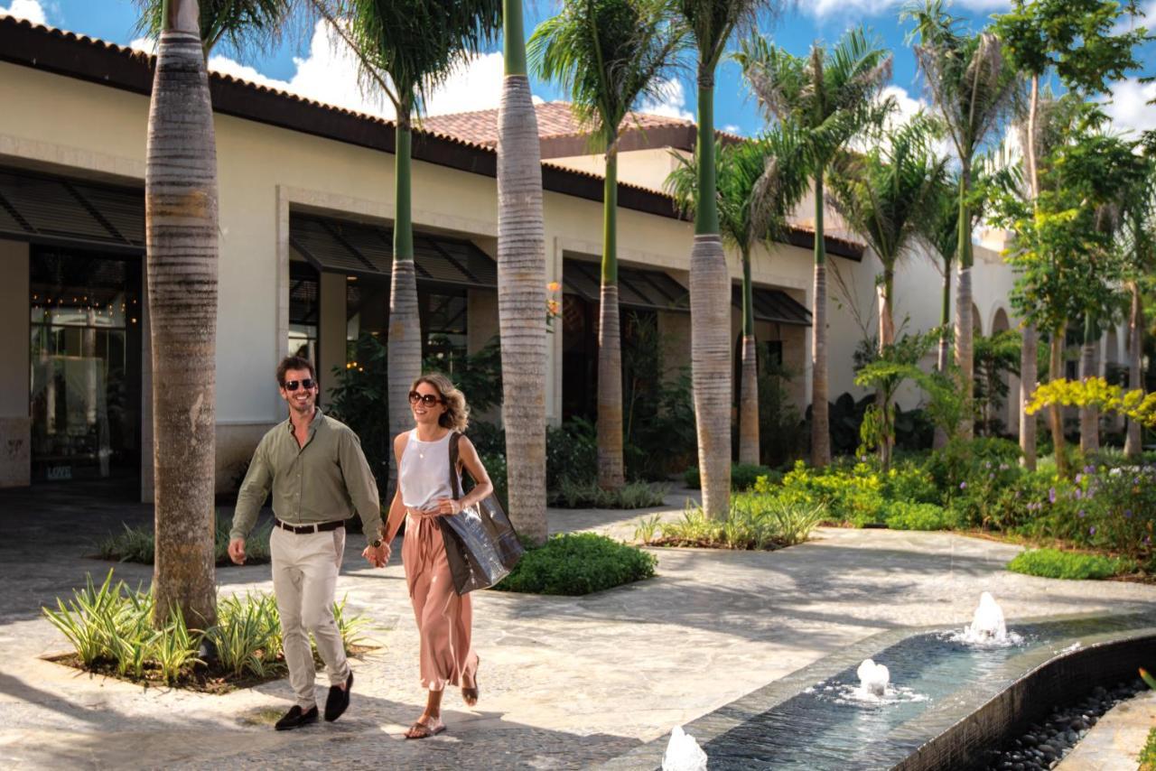 Unique Club at Lopesan Costa Bávaro Resort Punta Cana Esterno foto